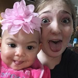 Meet your Posher, Andrea